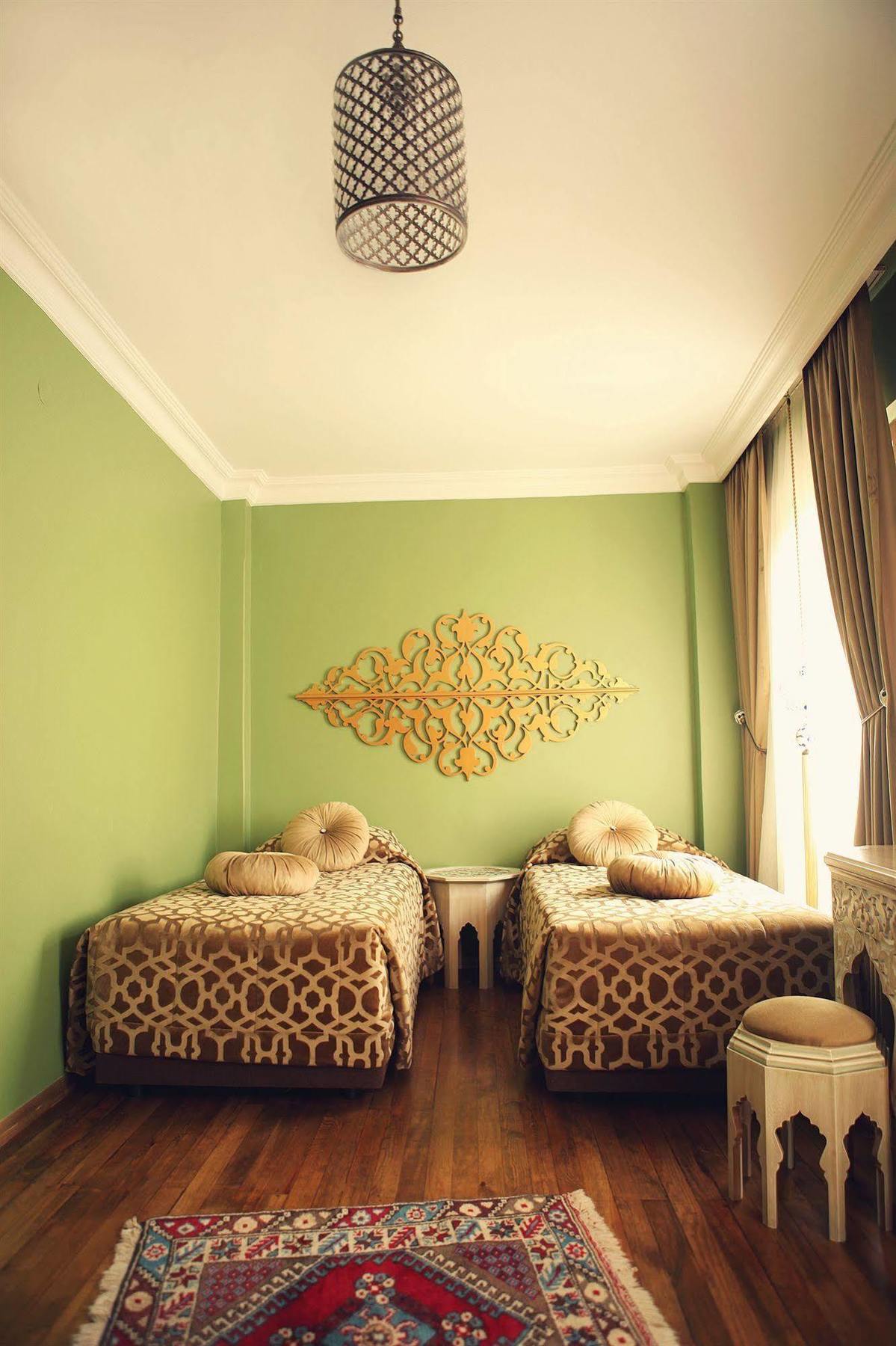 Kervan Hotel Istanbul Bagian luar foto