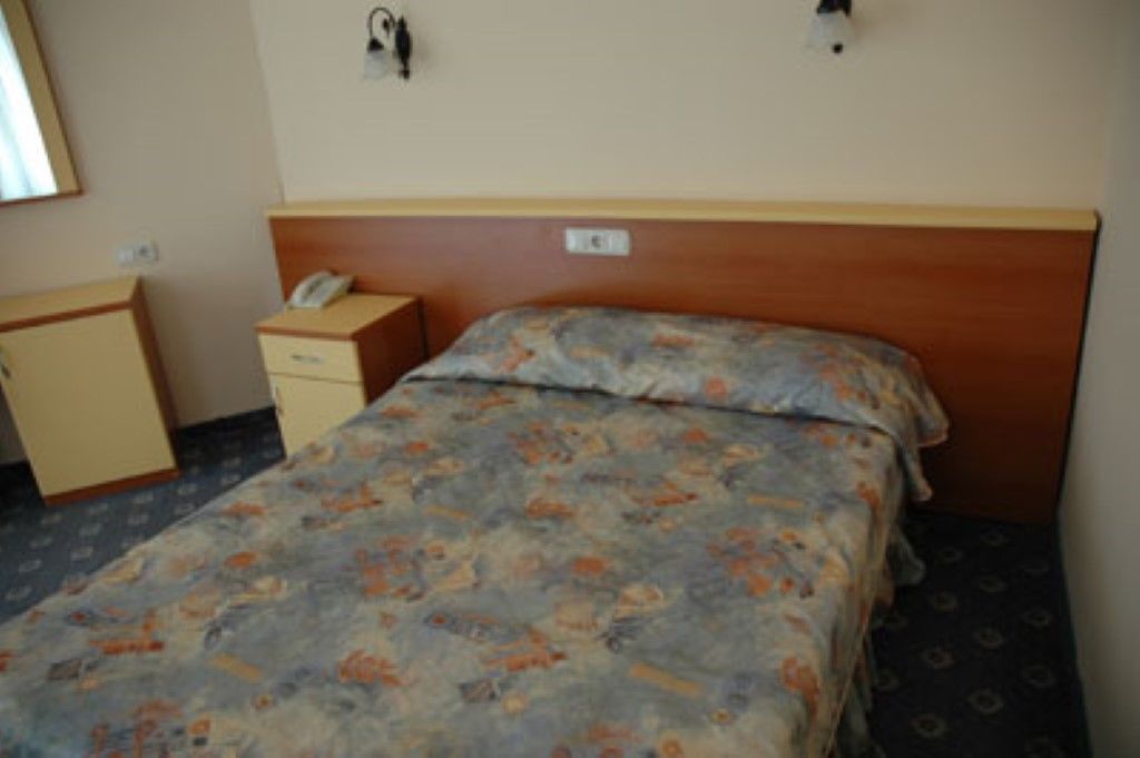 Kervan Hotel Istanbul Bagian luar foto